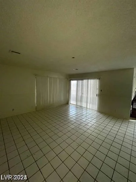 1710 Shadow Mountain, Las Vegas, NV 89108