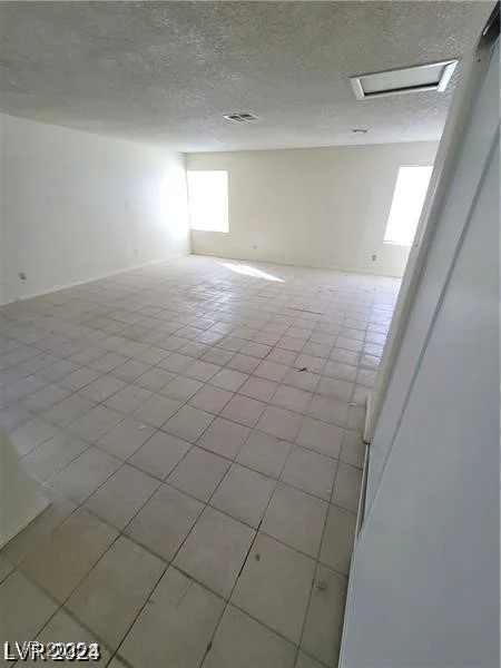 1710 Shadow Mountain, Las Vegas, NV 89108
