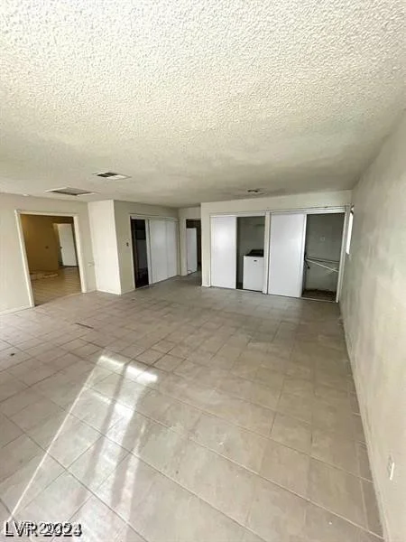 1710 Shadow Mountain, Las Vegas, NV 89108