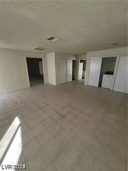 1710 Shadow Mountain, Las Vegas, NV 89108