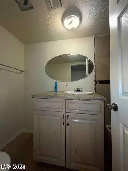 1710 Shadow Mountain, Las Vegas, NV 89108