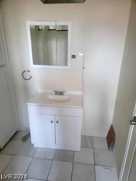 1710 Shadow Mountain, Las Vegas, NV 89108