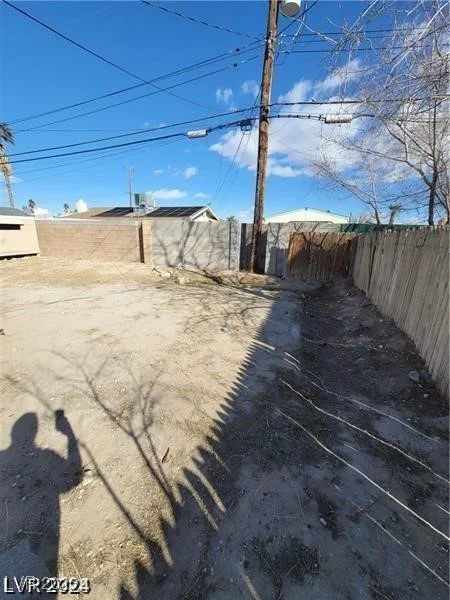 1710 Shadow Mountain, Las Vegas, NV 89108