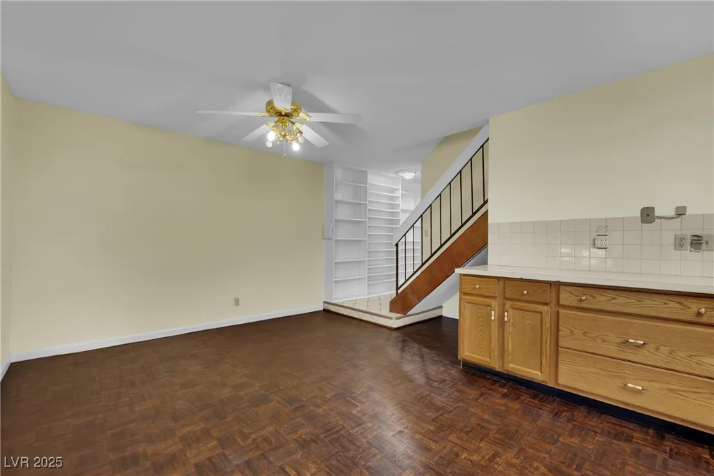 3309 China, Las Vegas, NV 89121