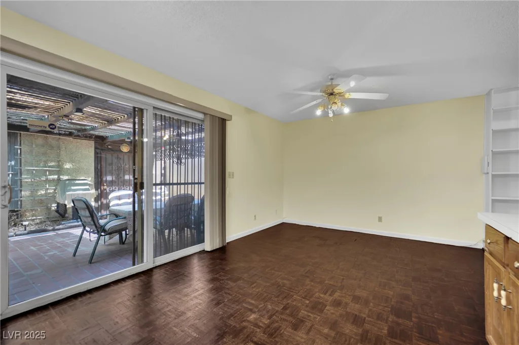3309 China, Las Vegas, NV 89121