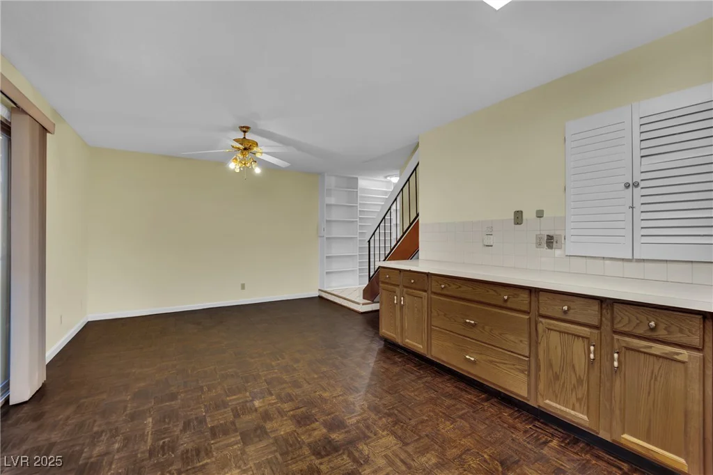 3309 China, Las Vegas, NV 89121