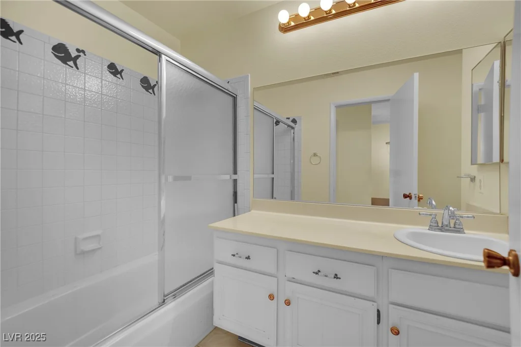 3309 China, Las Vegas, NV 89121
