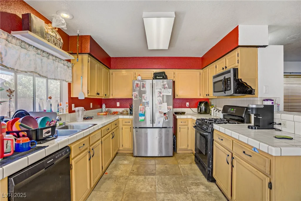 1840 Camino Carlos Rey, North Las Vegas, NV 89031