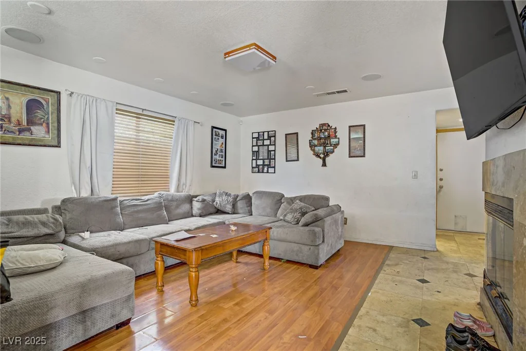 1840 Camino Carlos Rey, North Las Vegas, NV 89031