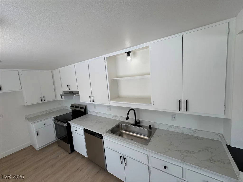 4091 Paramount, Las Vegas, NV 89115