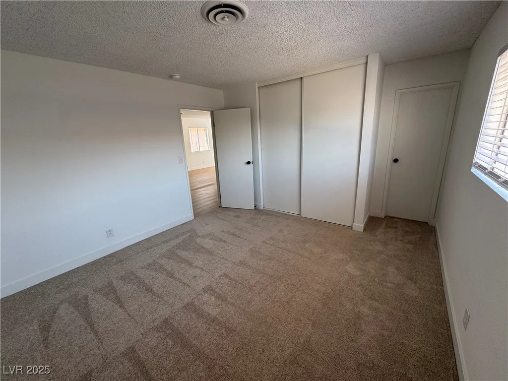 4091 Paramount, Las Vegas, NV 89115