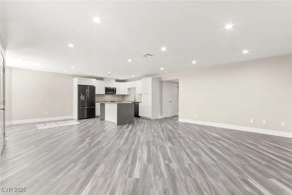 8410 Eldora, Las Vegas, NV 89117