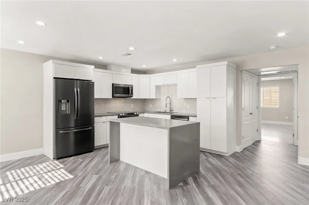 8410 Eldora, Las Vegas, NV 89117