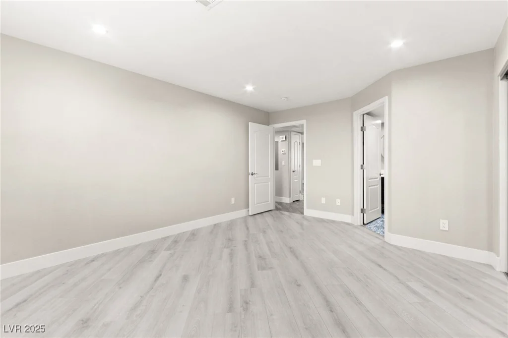 8410 Eldora, Las Vegas, NV 89117