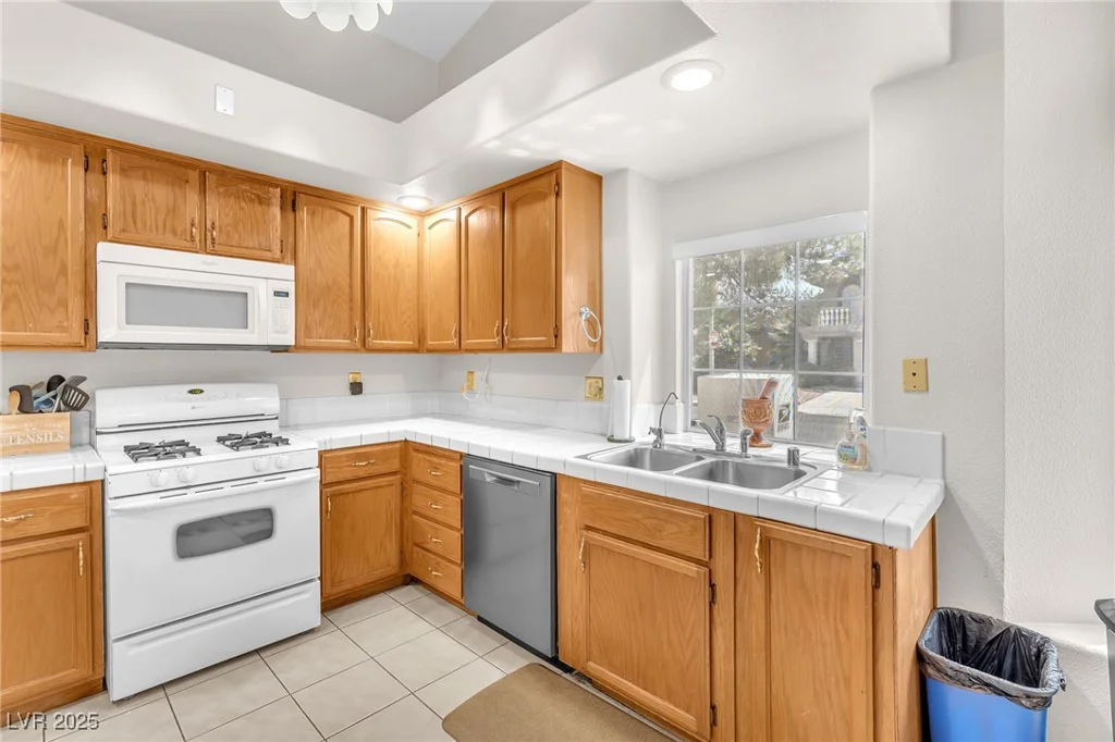 2811 Via Terra, Henderson, NV 89074