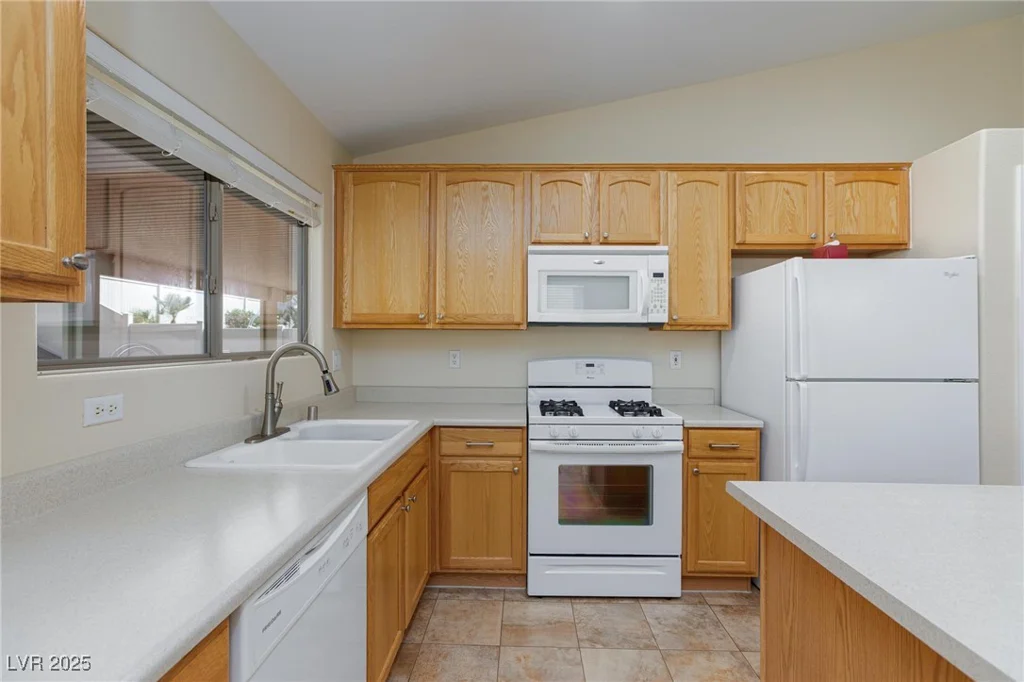 518 Seneca Ridge, North Las Vegas, NV 89084