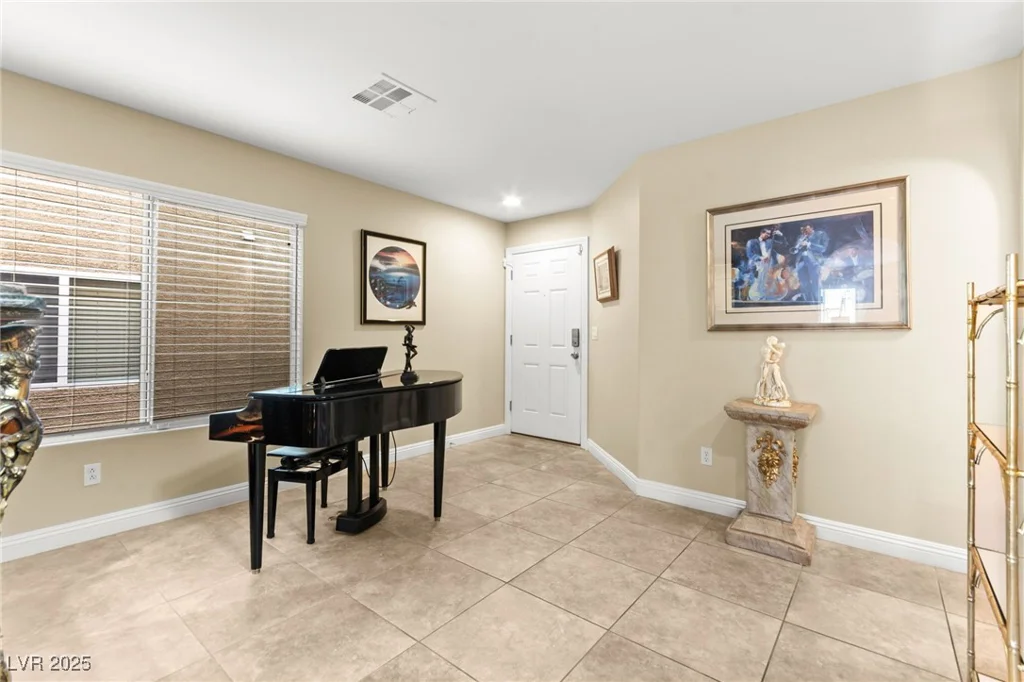 10262 Headrick, Las Vegas, NV 89166