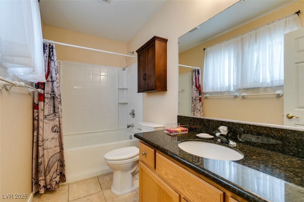 8219 Alameda Falls, Las Vegas, NV 89131