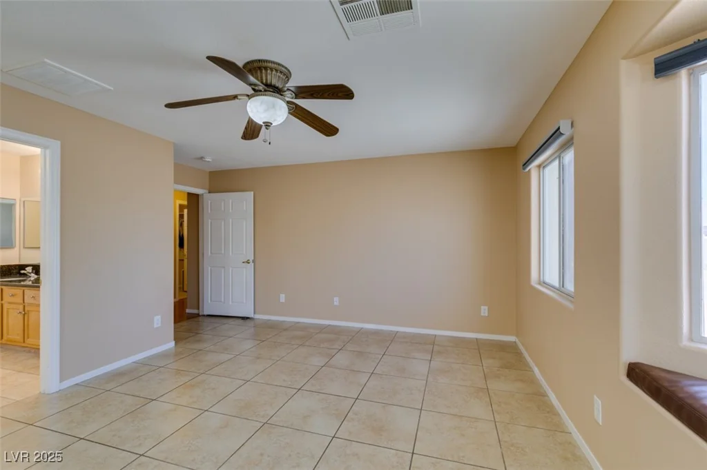 8219 Alameda Falls, Las Vegas, NV 89131