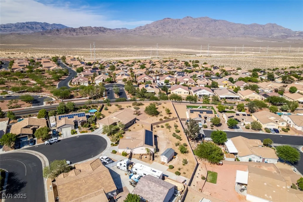 8219 Alameda Falls, Las Vegas, NV 89131