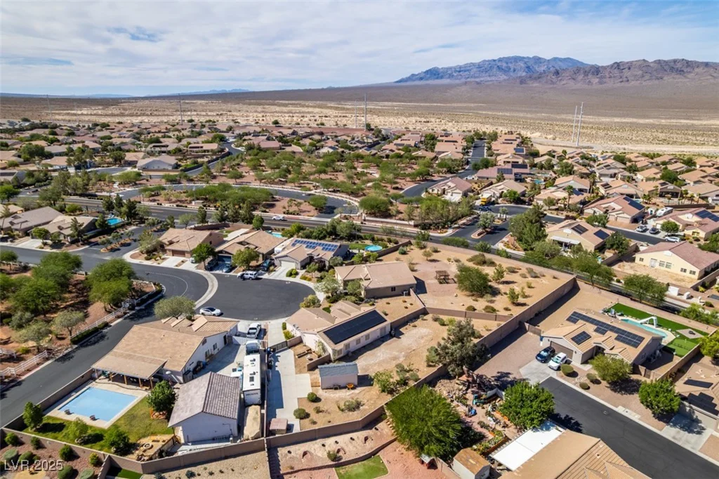 8219 Alameda Falls, Las Vegas, NV 89131