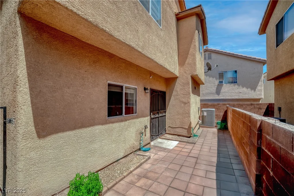 6809 Pacific Craft, Las Vegas, NV 89122