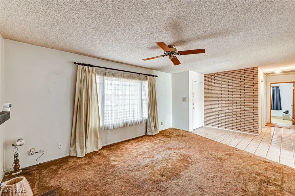 4356 Cloverhill, Las Vegas, NV 89147