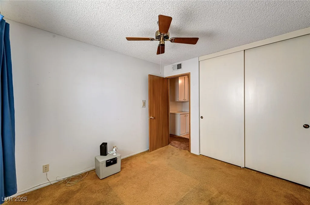 4356 Cloverhill, Las Vegas, NV 89147