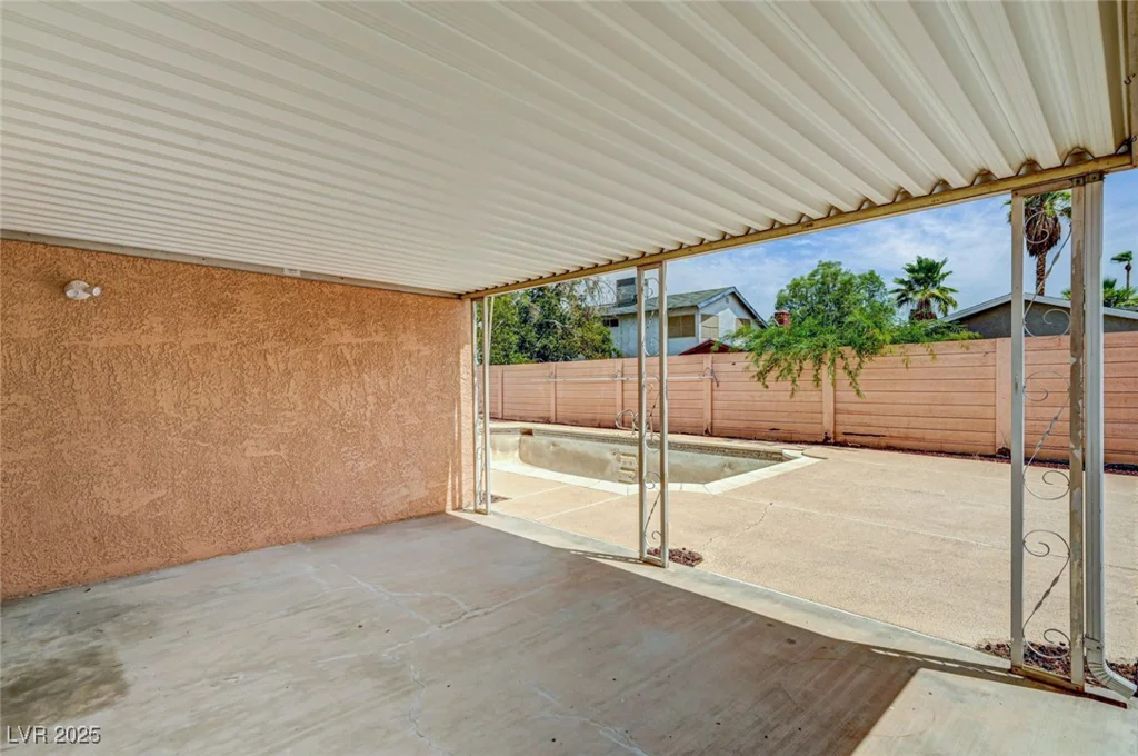 4356 Cloverhill, Las Vegas, NV 89147