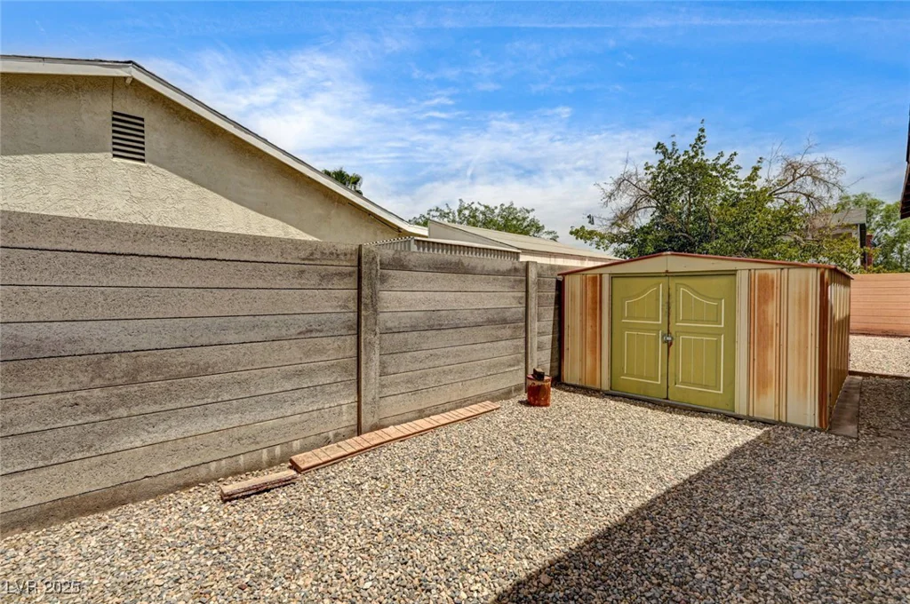 4356 Cloverhill, Las Vegas, NV 89147