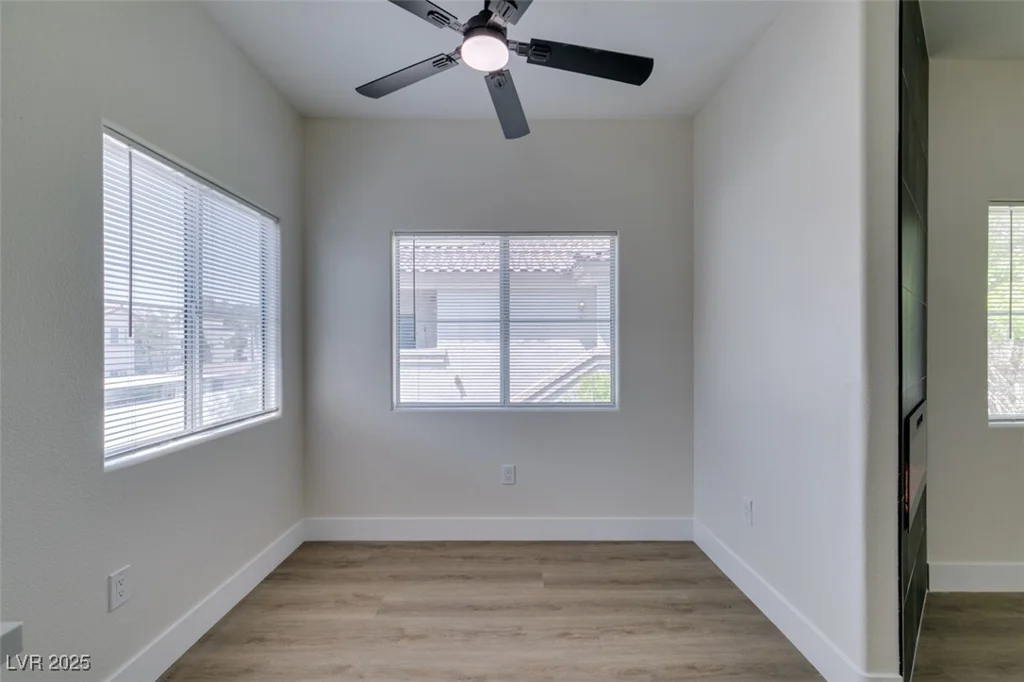 2117 Echo Bay, Las Vegas, NV 89128