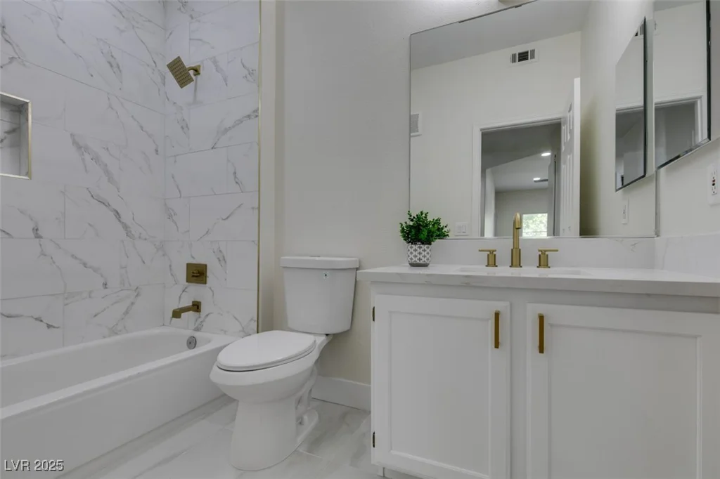 2117 Echo Bay, Las Vegas, NV 89128