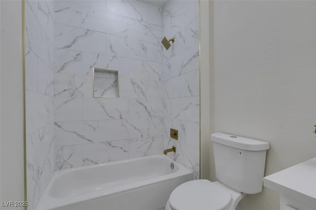 2117 Echo Bay, Las Vegas, NV 89128