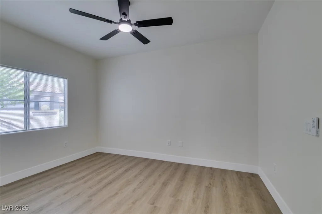 2117 Echo Bay, Las Vegas, NV 89128
