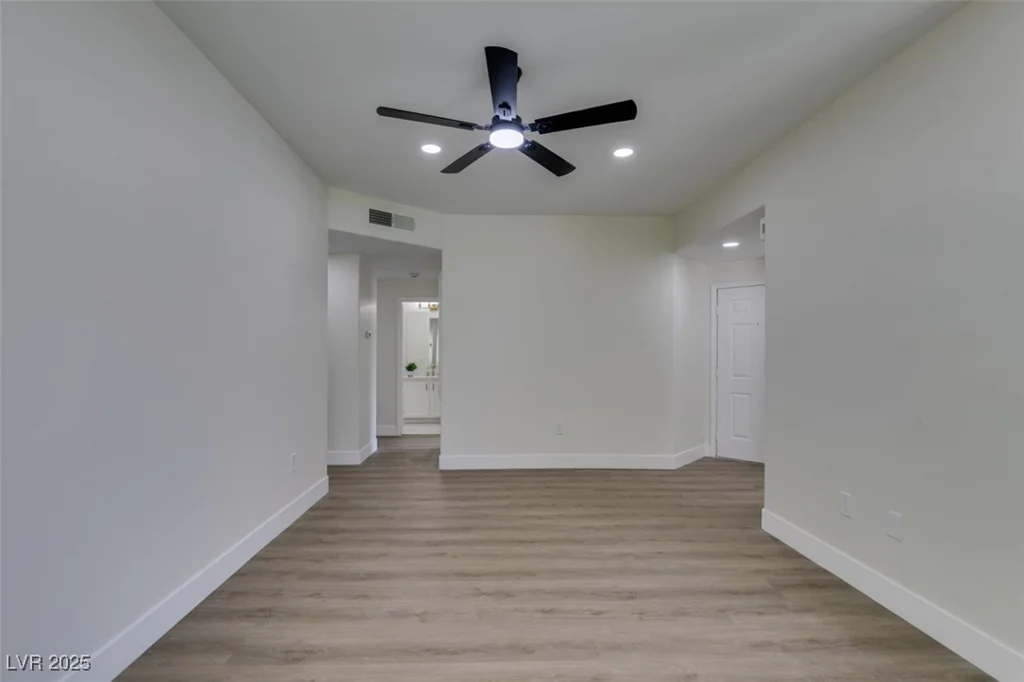 2117 Echo Bay, Las Vegas, NV 89128