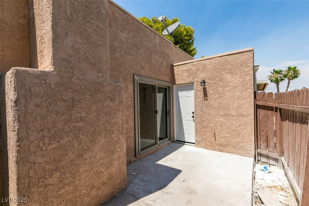 3606 Villa Knolls East, Las Vegas, NV 89120