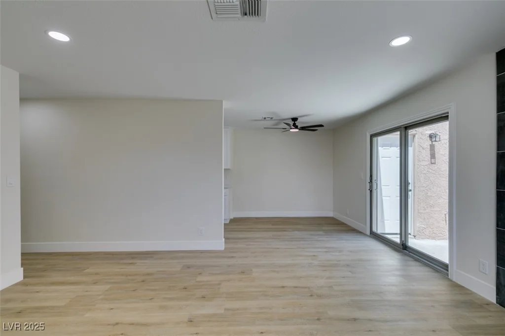 3606 Villa Knolls East, Las Vegas, NV 89120