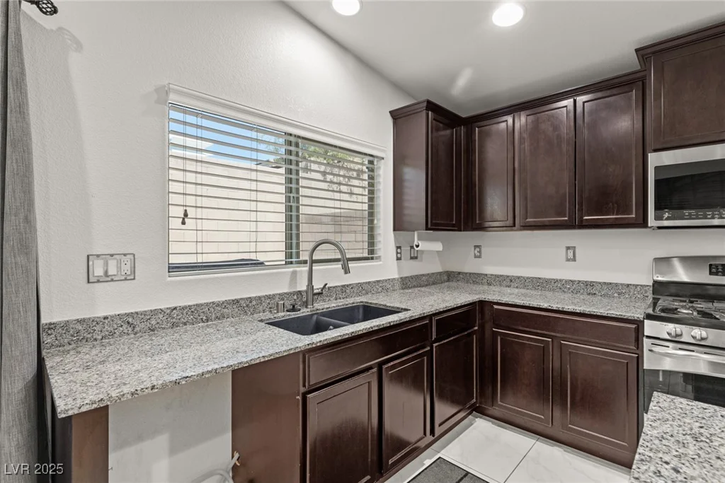4557 Rockland Break, Las Vegas, NV 89147