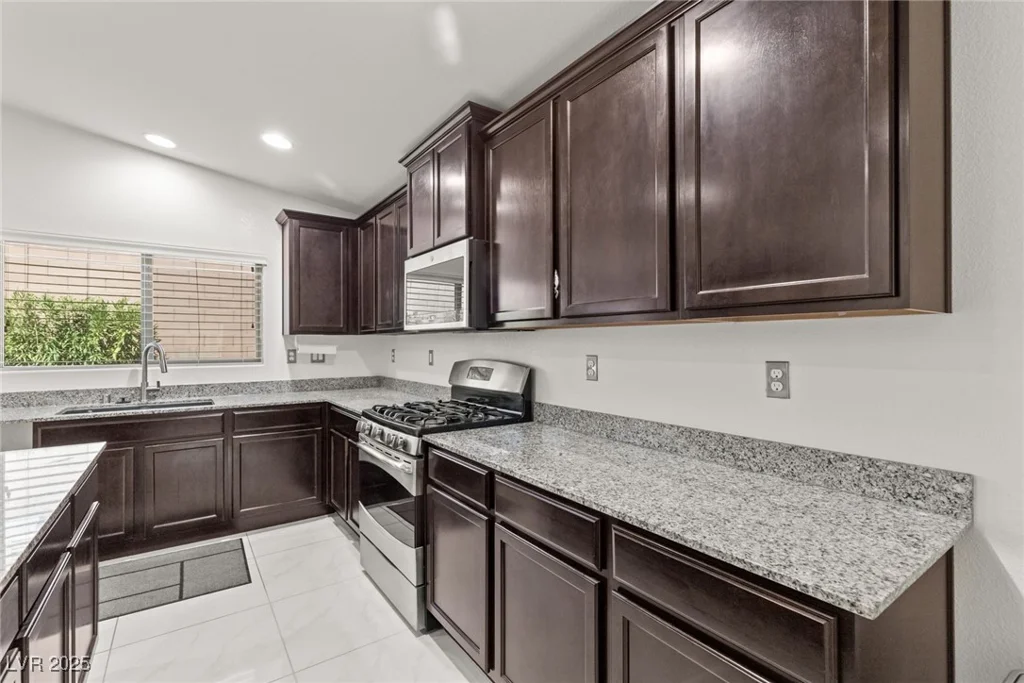 4557 Rockland Break, Las Vegas, NV 89147