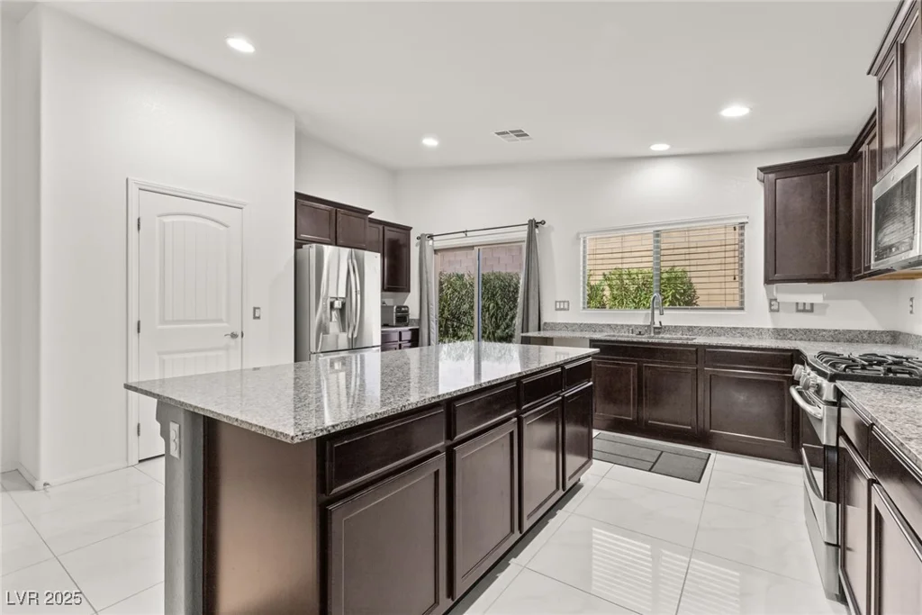 4557 Rockland Break, Las Vegas, NV 89147