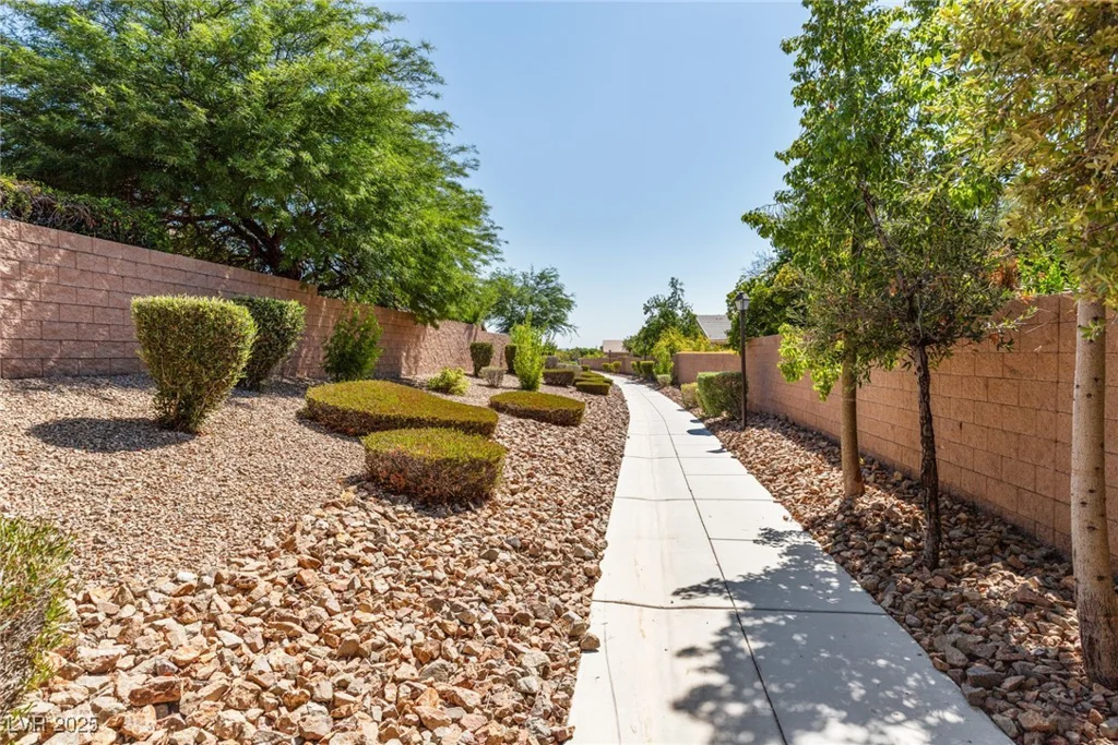 4557 Rockland Break, Las Vegas, NV 89147