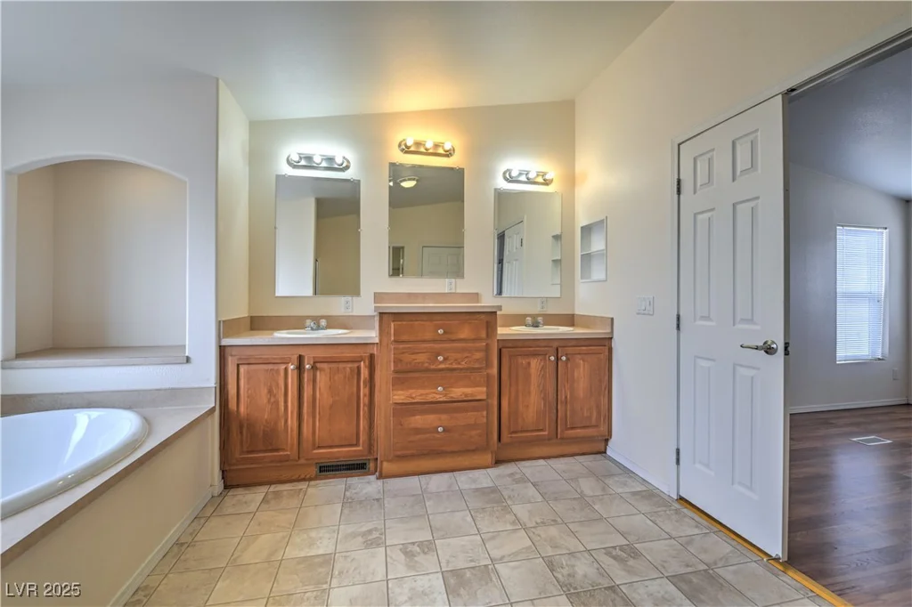 36 Potter, Pahrump, NV 89048