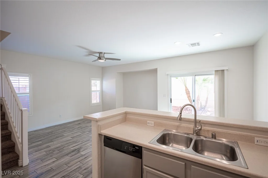 1233 Sunny Acres, North Las Vegas, NV 89081