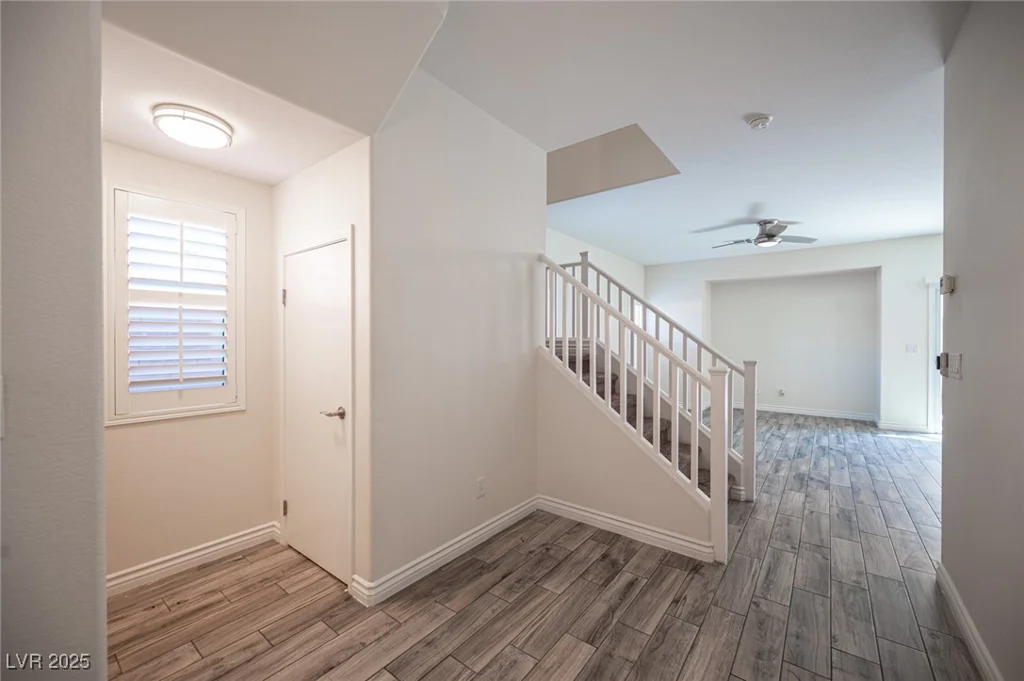 1233 Sunny Acres, North Las Vegas, NV 89081