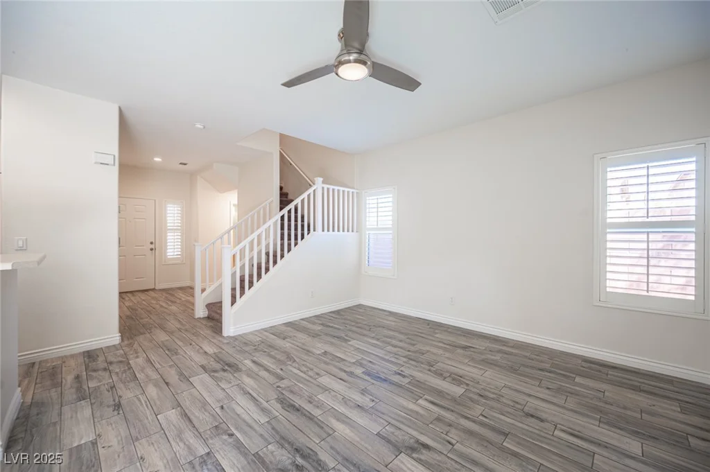 1233 Sunny Acres, North Las Vegas, NV 89081