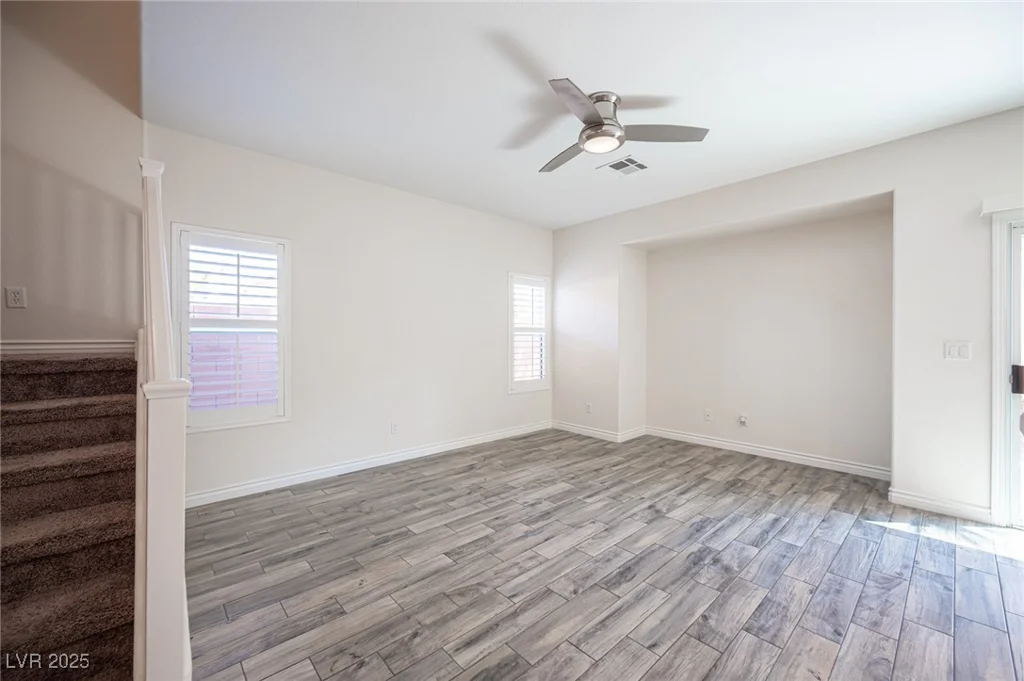 1233 Sunny Acres, North Las Vegas, NV 89081