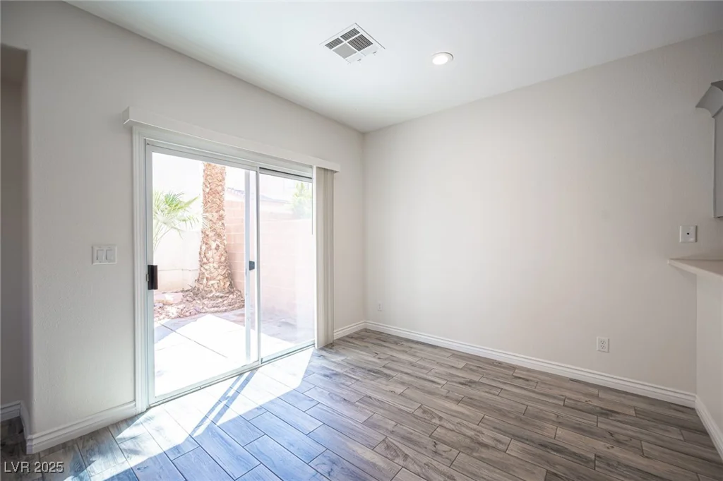 1233 Sunny Acres, North Las Vegas, NV 89081