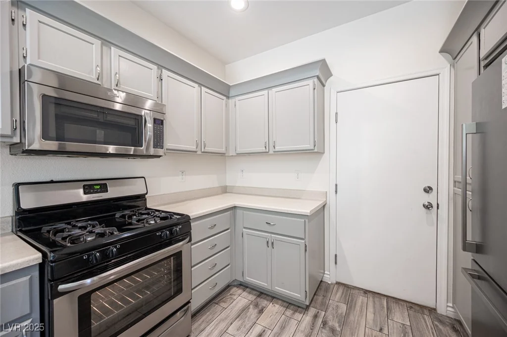 1233 Sunny Acres, North Las Vegas, NV 89081