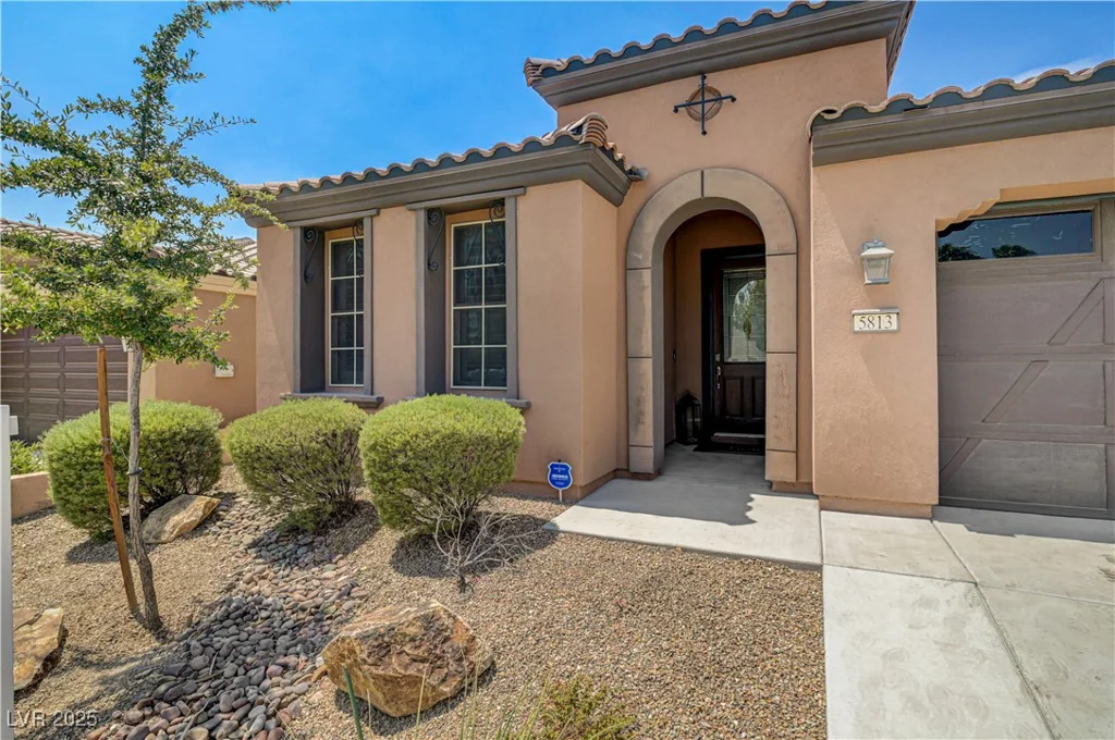 5813 Summit Greens, North Las Vegas, NV 89081