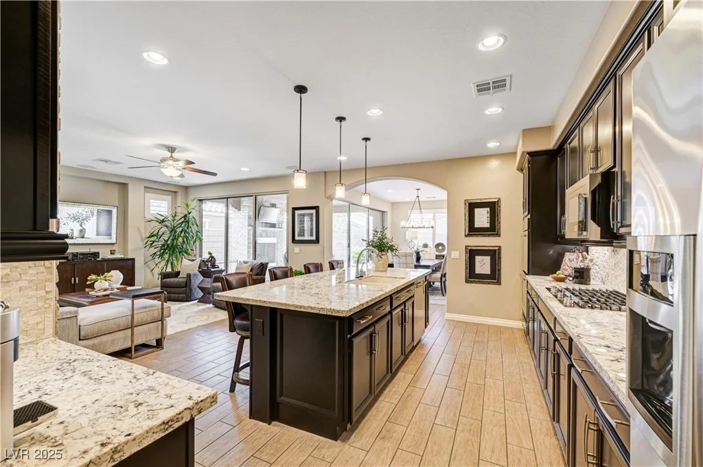 5813 Summit Greens, North Las Vegas, NV 89081